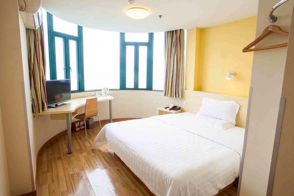7Days Inn Beijing Zhongguan Village Suzhou Bridge Exterior photo